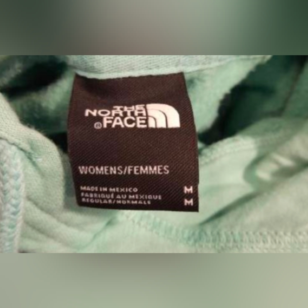 The North Face Women's 2 PCs Value Lot Hoodie, Quarter Zip Sweatshirt Size M - Picture 5 of 6